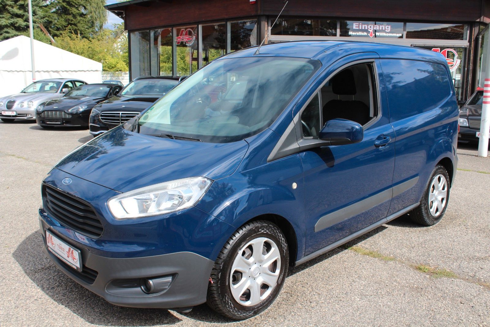 Tourneo Courier 1,0L Ecobooster, Wenig Km!!