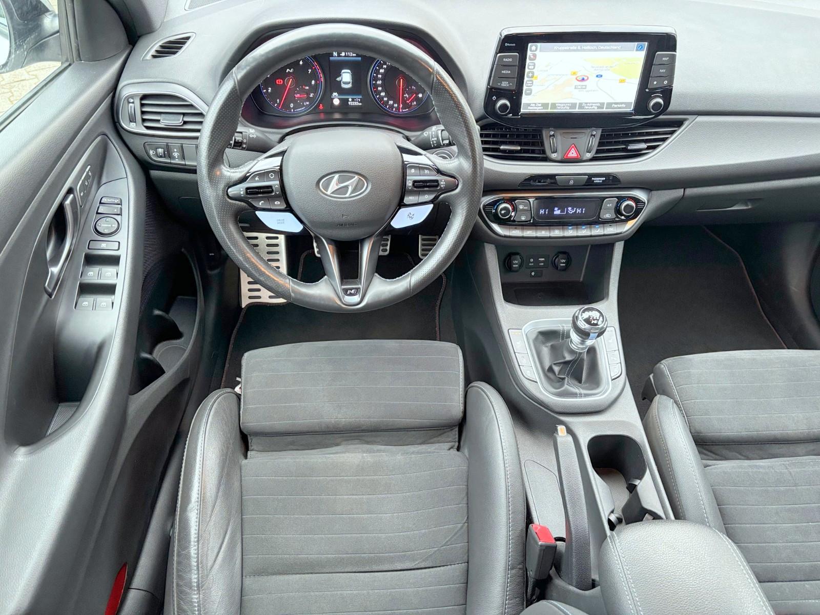 Hyundai i30 N Performance*Pano*e.Sitze*LED*CAM*WinterP.*