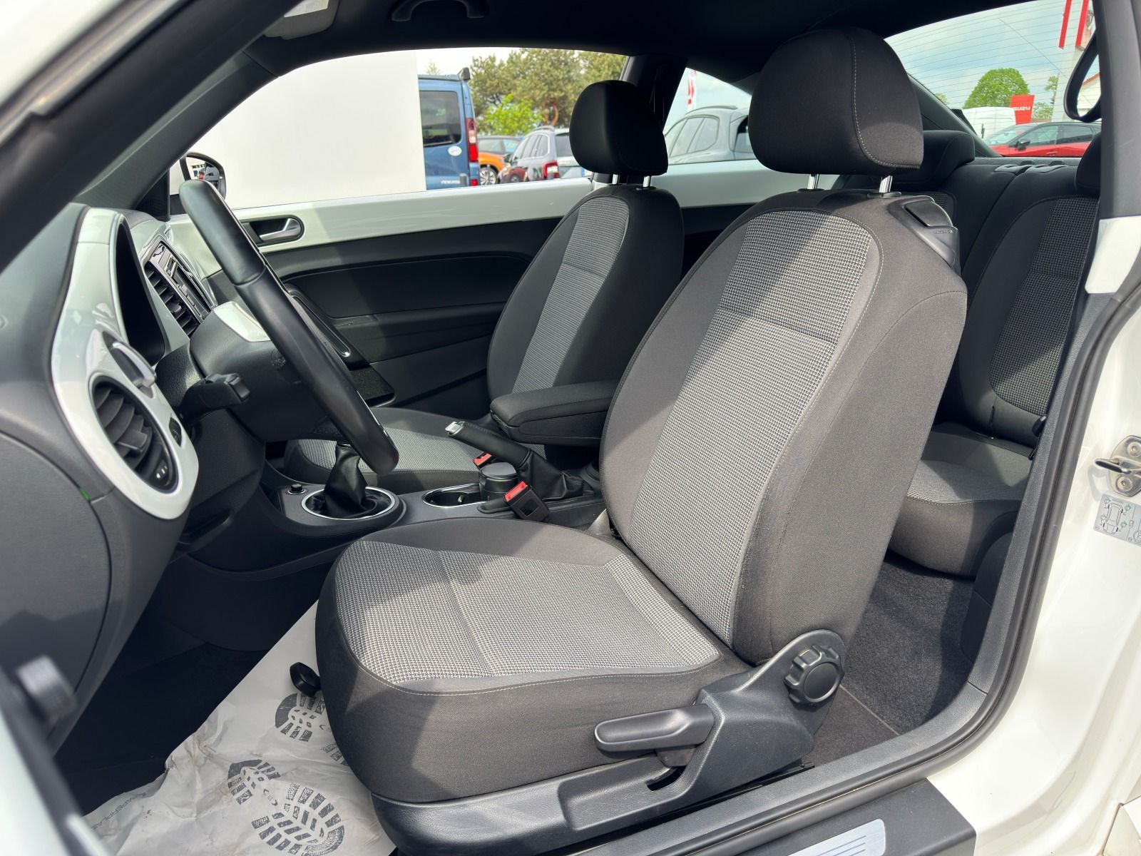 Fahrzeugabbildung Volkswagen Beetle 1.2 TSI 105PS 6-Gang*PDC*GRA*ALU*Allwette