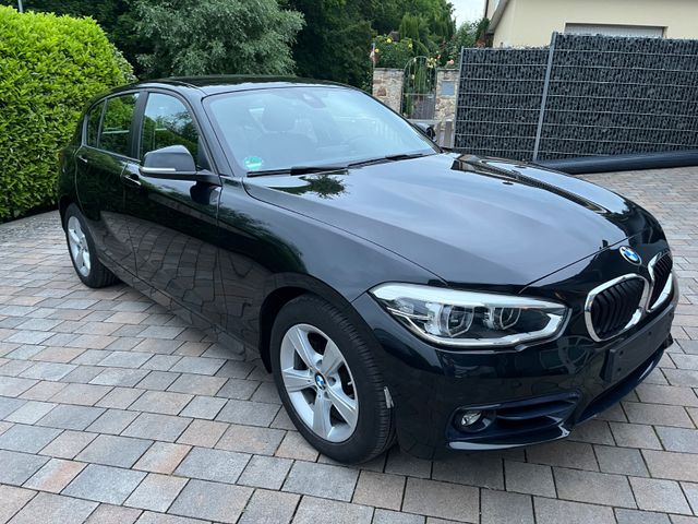 BMW 118i Sport Line Leder  Navi LED PDC