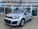 Kia Rio Edition 7 *Erst 43Tkm* - silberne Kia Rio