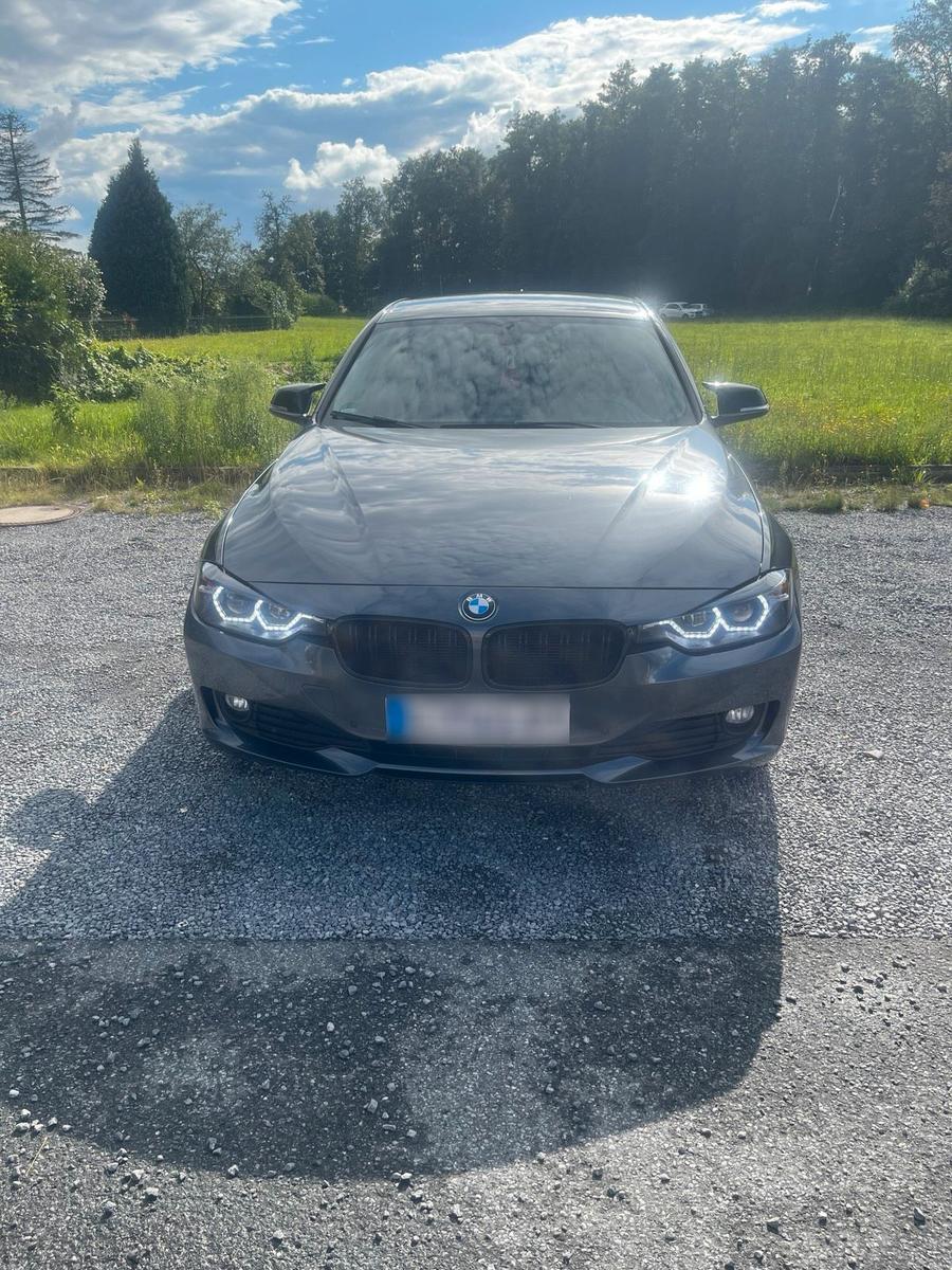 BMW 320