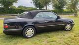 Mercedes-Benz E 320  - Mercedes-Benz E 320: Cabrio