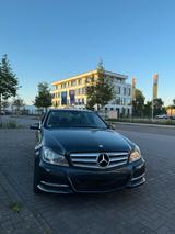 Mercedes-Benz Mercedes C200 CGI Facelift - Mercedes-Benz C-Klasse aus 2011: Facelift