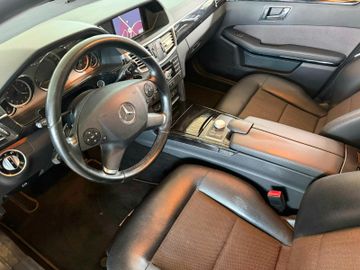 Mercedes E 300 - 10