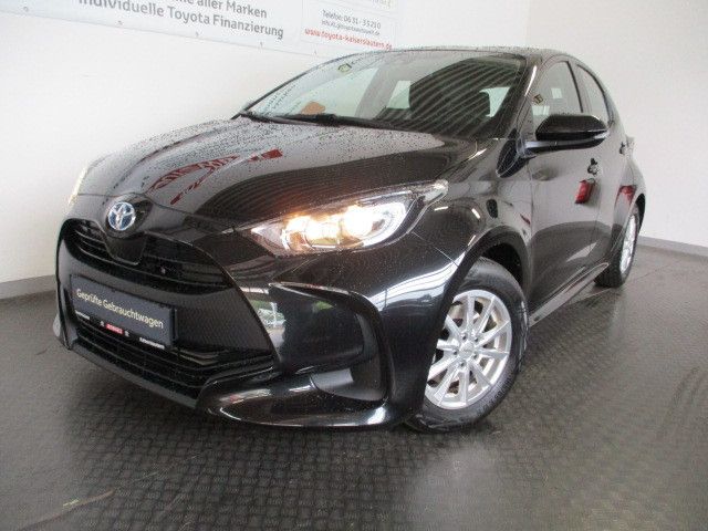 Fahrzeugabbildung Toyota Yaris Hybrid Business Edition