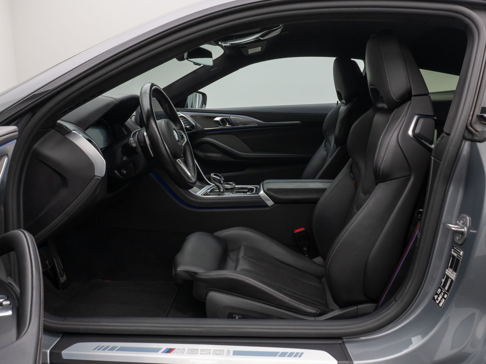 Fahrzeugabbildung BMW M850i xD Coupé Laser 360° HUD DAB H/K SoftCose