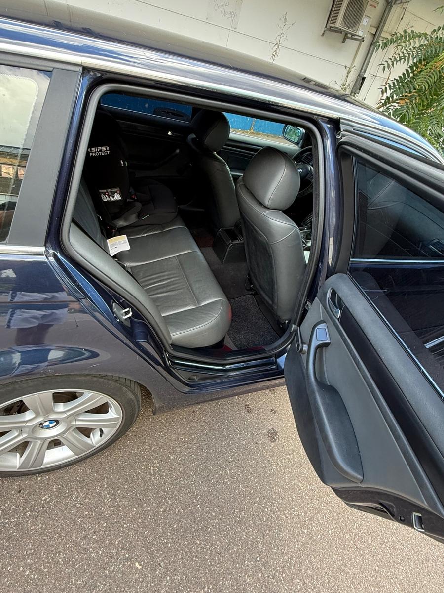 BMW 318 2004 — photo 12