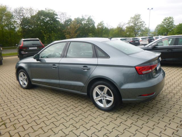 Fahrzeugabbildung Audi A3 Limousine 35 TFSI >50.116KM/NAV/SHZ/PDC<