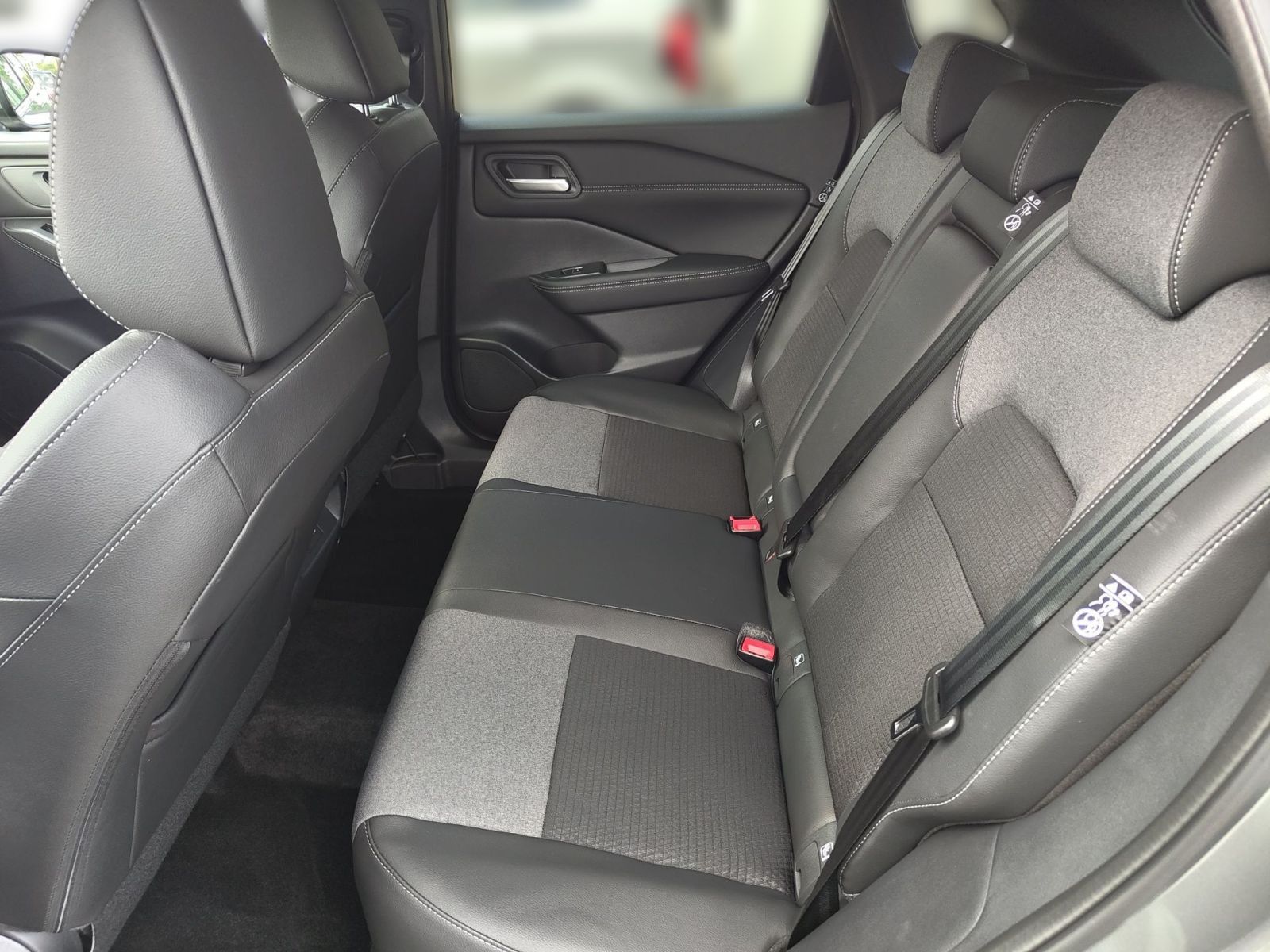 Fahrzeugabbildung Nissan Qashqai N-Connecta*NAVI*PDC*SHZ*KAMERA