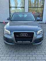 Audi Q5 2.0 TFSI hybrid quattro*NAVI*BI-XENON*AHK* - Audi Q5 mit Hybrid-Antrieb: 2.0