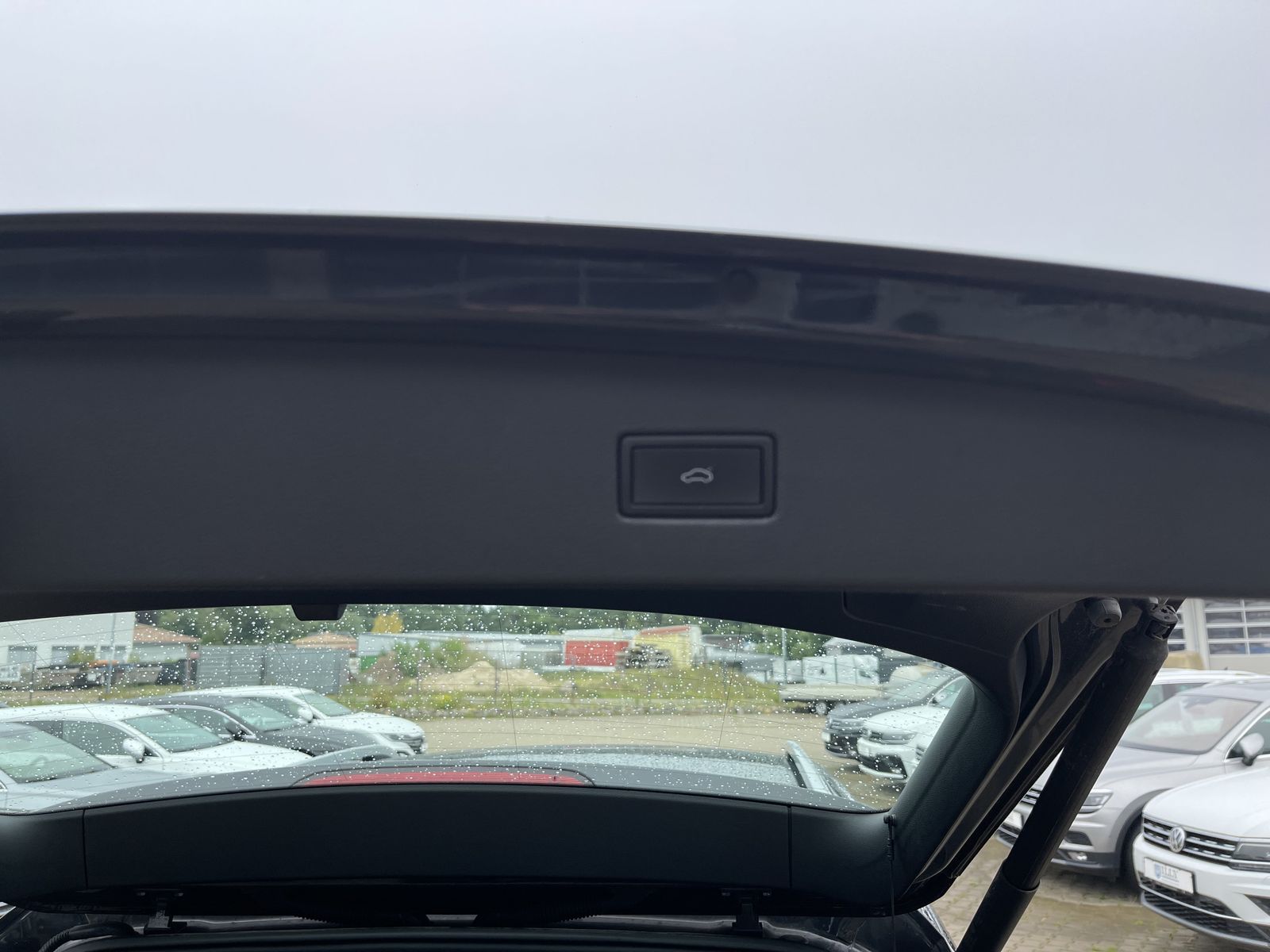 Fahrzeugabbildung Volkswagen Tiguan 2.0 TDI*4Motion*AHK*Leder*Cam*STHZ*HeadUp