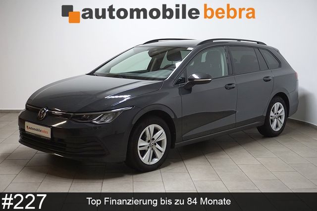 Volkswagen Golf 8 2.0TDI DSG Life Virtual AHK Standhz