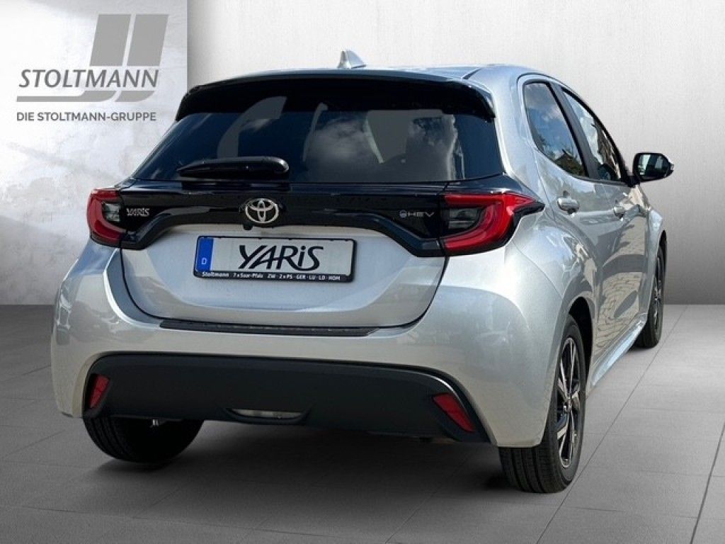 Toyota Yaris Hybrid 1.5 VVT-i Teamplayer Comfort-Paket imagem 3