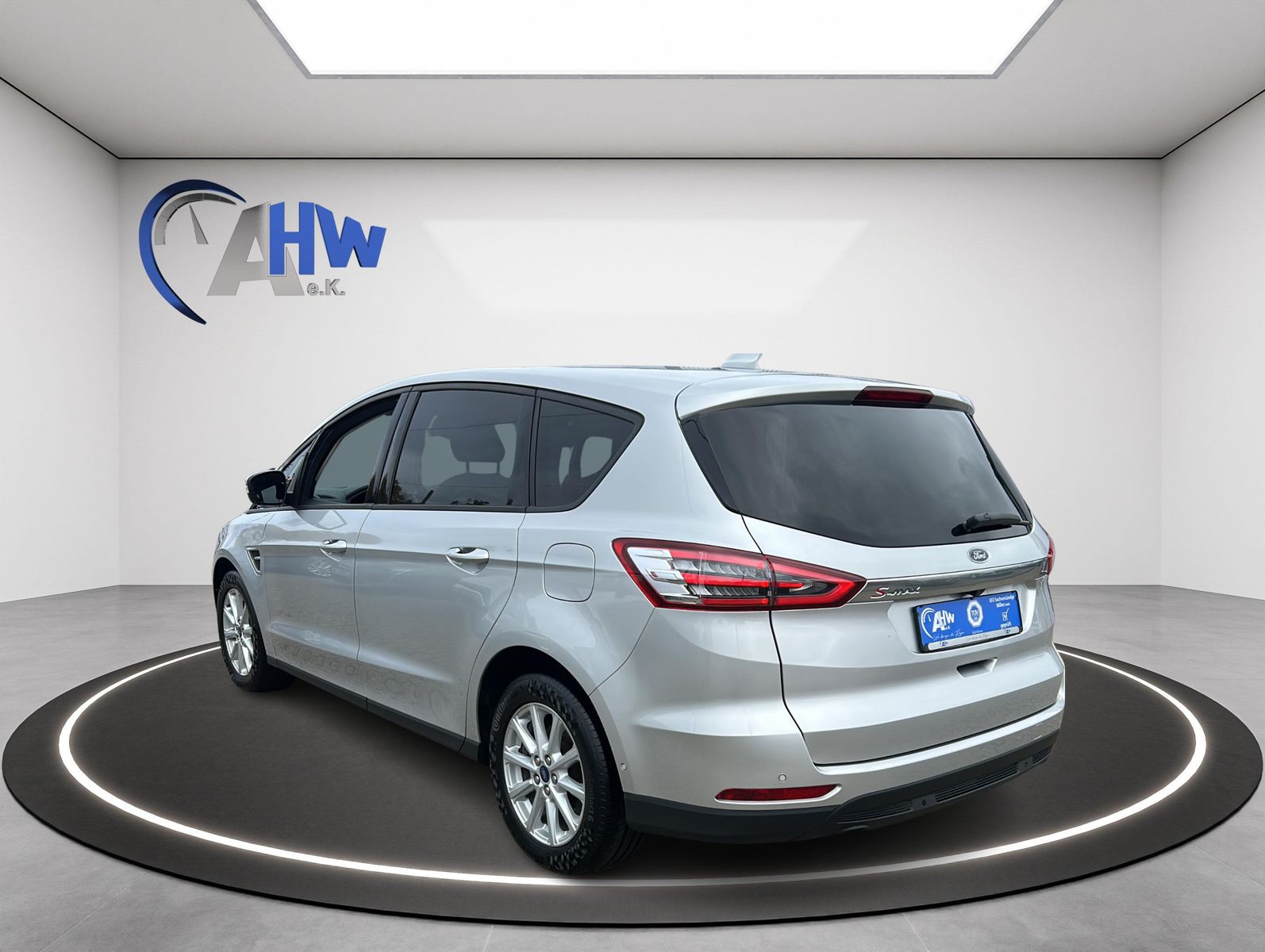 Fahrzeugabbildung Ford S-MAX 2,0 EcoBlue. Aut. TREND