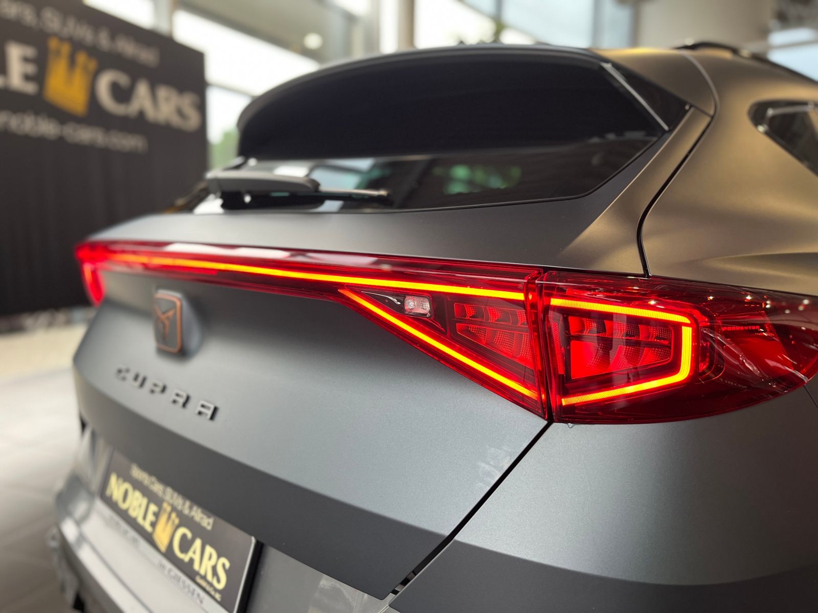 Fahrzeugabbildung CUPRA Formentor eHybrid VZ PANO LED NAV 19"