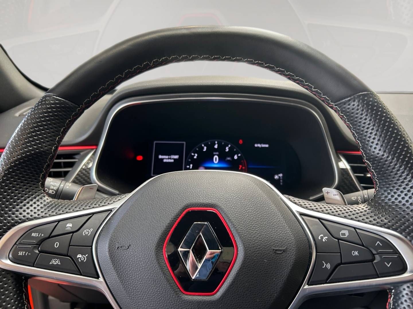 Fahrzeugabbildung Renault ARKANA R.S. Line | LED | beheizhbares Lenkrad |