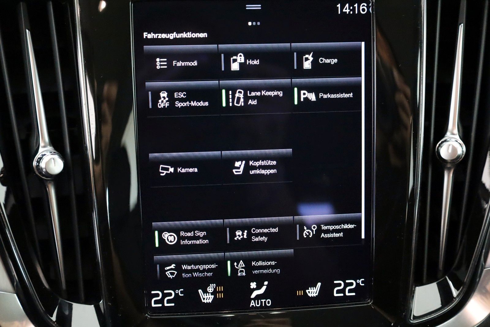Fahrzeugabbildung Volvo V60 Inscription T6 AWD, Leder,Navi,LED,SH,Kamera