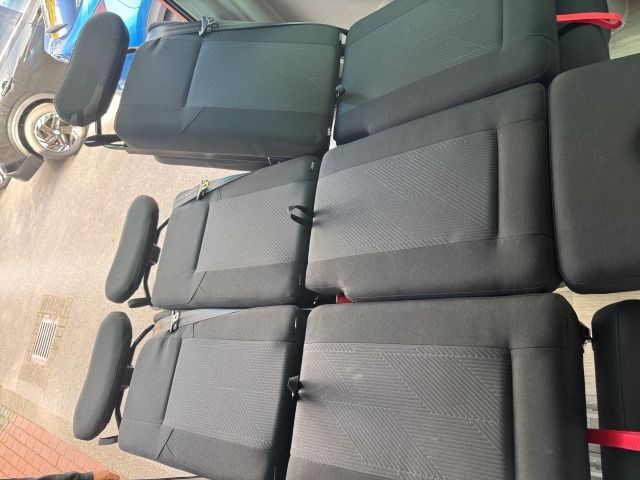 Fahrzeugabbildung Nissan Primastar FLEX VAN / BUS 8-Sitze L1H1 3,0t dci17