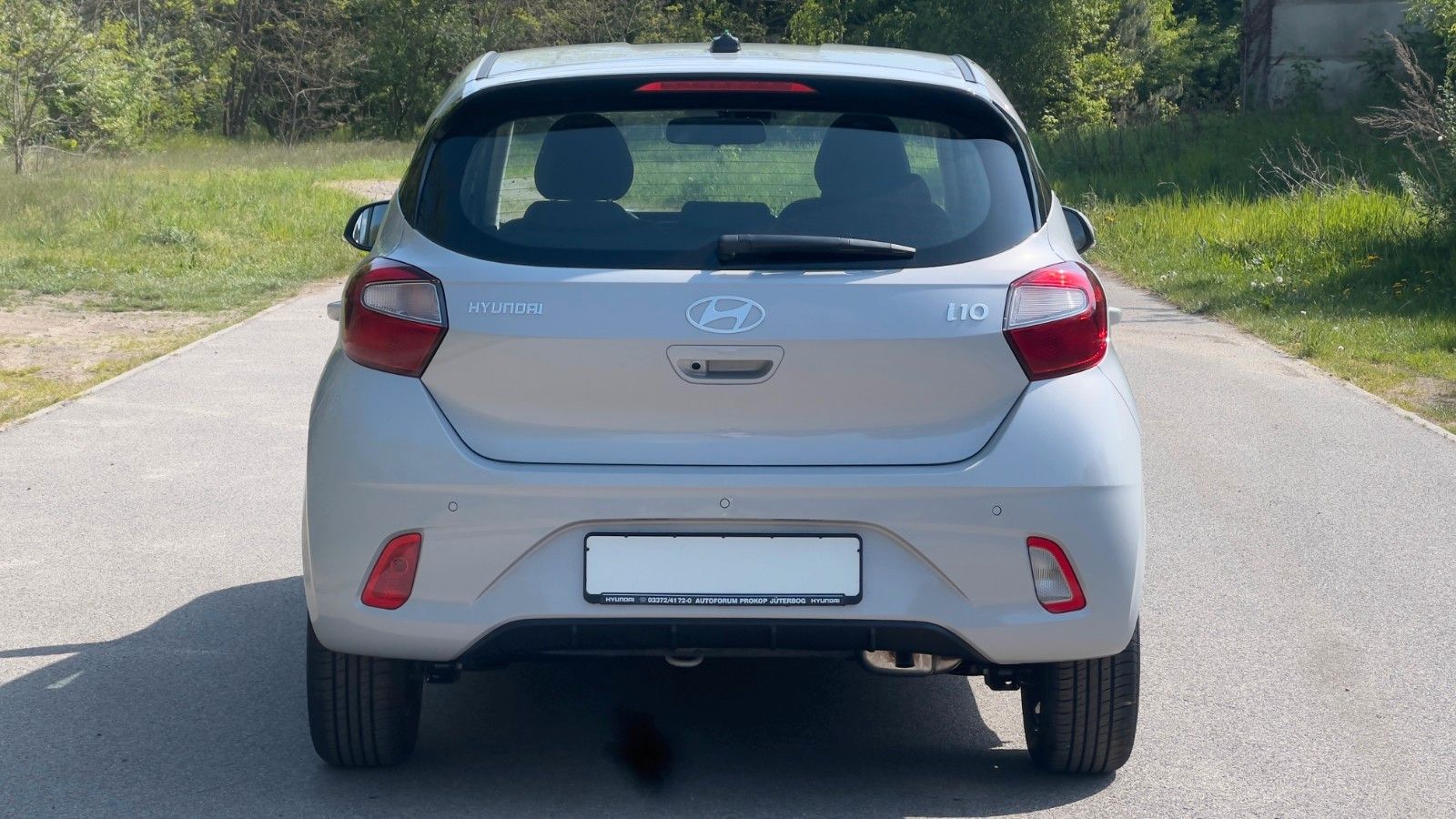 Fahrzeugabbildung Hyundai i10 1.0 Trend *Klima*Navi*CarPlay*PDC*RFKamera*