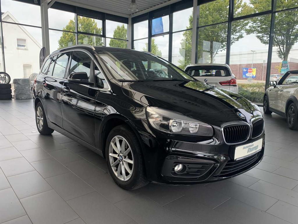 BMW 218