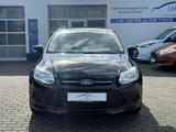 Ford Focus Lim. 1.6L | Sitzhz | TÜV + Service NEU | - Ford Focus mit Benzin-Antrieb: Limousine, 1.6