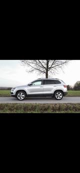 Skoda Karoq 1.0 TSI Active Active - Skoda Karoq ACTIVE mit Benzin-Antrieb