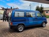 Volkswagen T4 California TDI - blaue Volkswagen T4 California