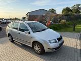 Skoda Fabia 1.4 16V Comfort Combi TÜV NEU/ANHÄNGERKUP. - Skoda Fabia aus 2002: 1.4