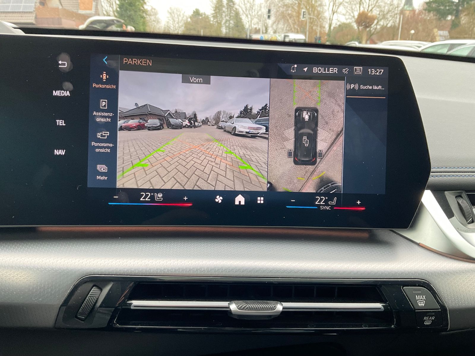 Fahrzeugabbildung BMW X1 sDrive20i,M Sport,AHK,Kamera,Navi,Panorama