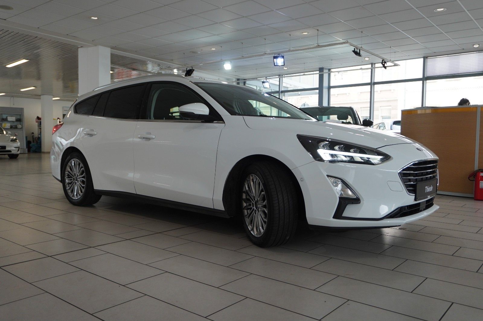Fahrzeugabbildung Ford Focus Turnier 1.5D TITANIUM NAVI/LED/KAMERA/DAB+