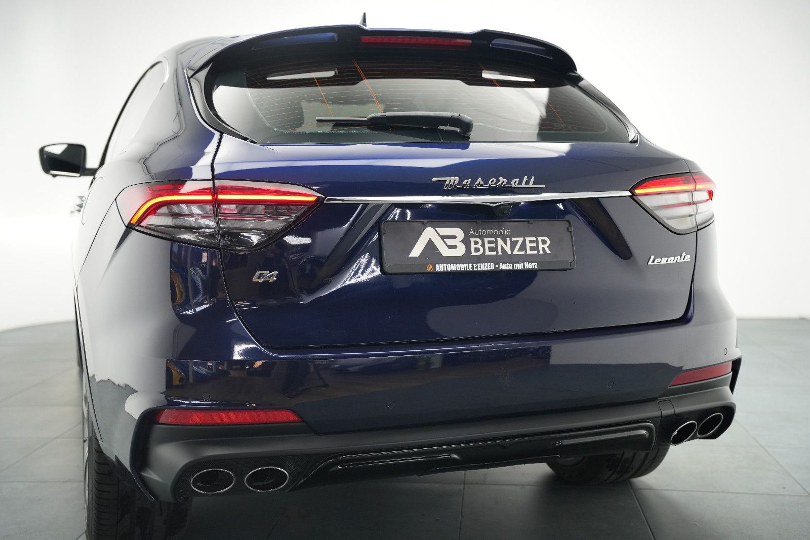 Fahrzeugabbildung Maserati Levante Diesel/GRANSPORT/LED/360°/MEMORY