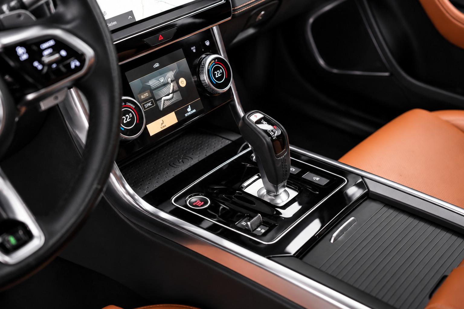 Jaguar Xe R-Dynamic *Pano*HUD*Meridian*BlackPack*360°, миниатюра 18