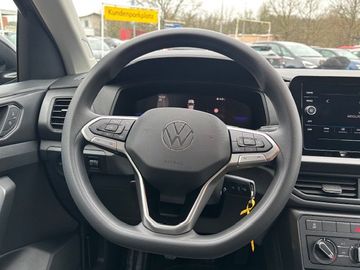 Bild 13 VW T-Cross 1.0 TSI PDC/Klima/Mirror Link/LED-Schei