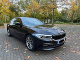 BMW 530D LuxuryLine/Soft-Close/HuD/H&K/360Kamera/ACC - BMW 530 in Bochum