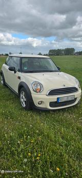 MINI One D Brick Lane Energy Pink Brick Lane Ener... - MINI MINI: Pink