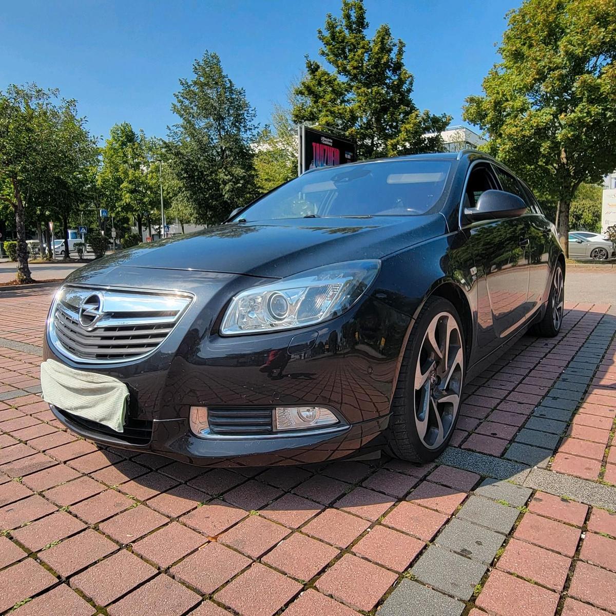 Opel Insignia 2013 — engine 194 HP (143kW)
