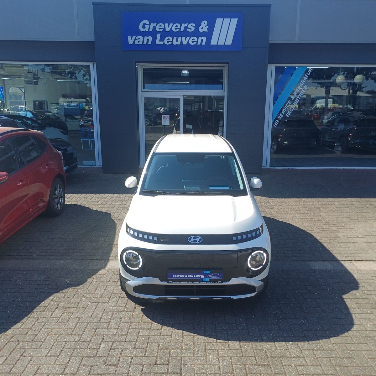 Hyundai Inster 49kWh NAVI RFK ACC S.-KEY PDC 15" imagem 3
