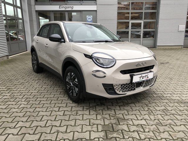 Fiat 600 Hybrid 1.2 100 PS Automatik+Kamera