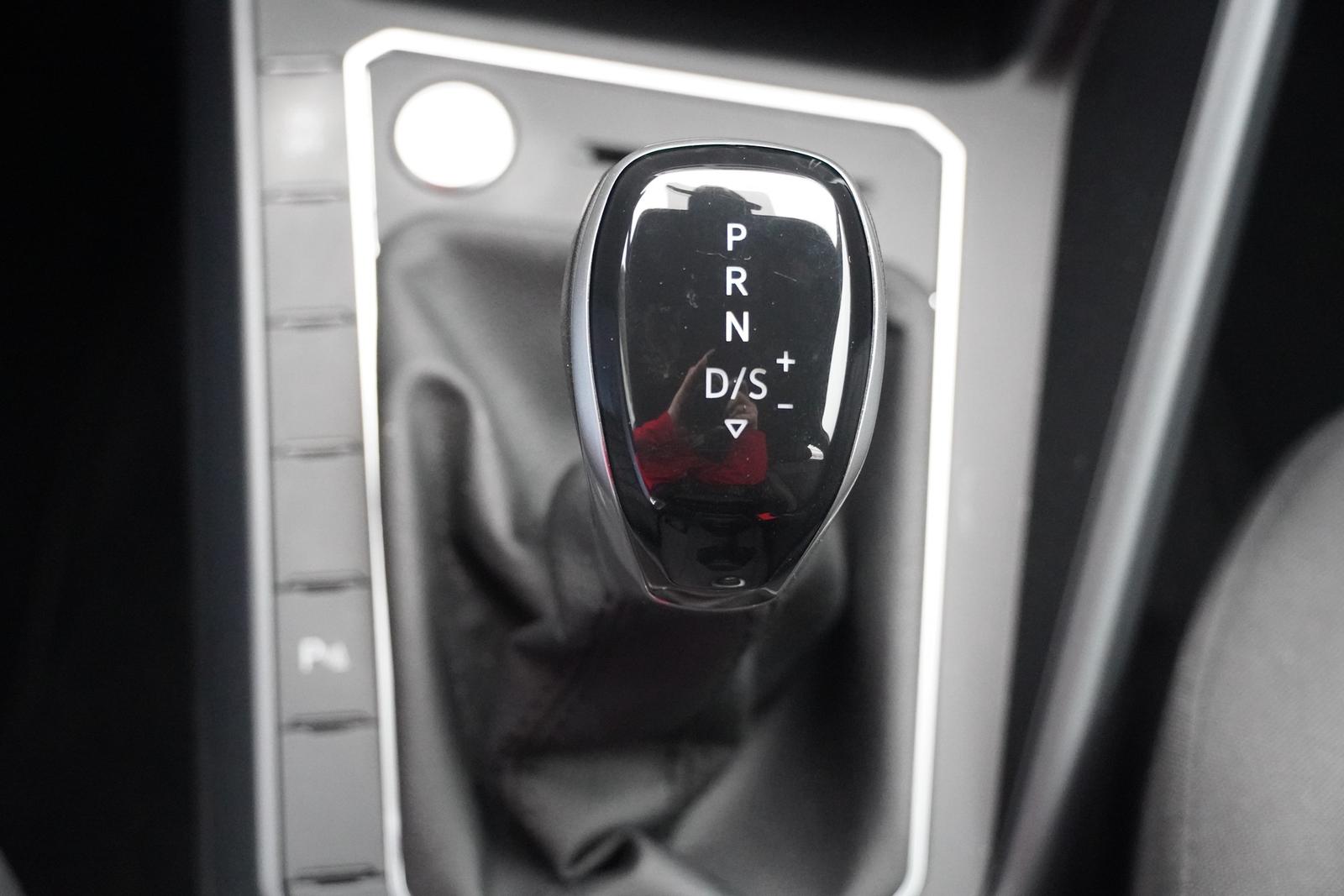 Volkswagen Taigo 1.0 R-Line LED Sitzheizung Kamera Navi DAB, миниатюра 21