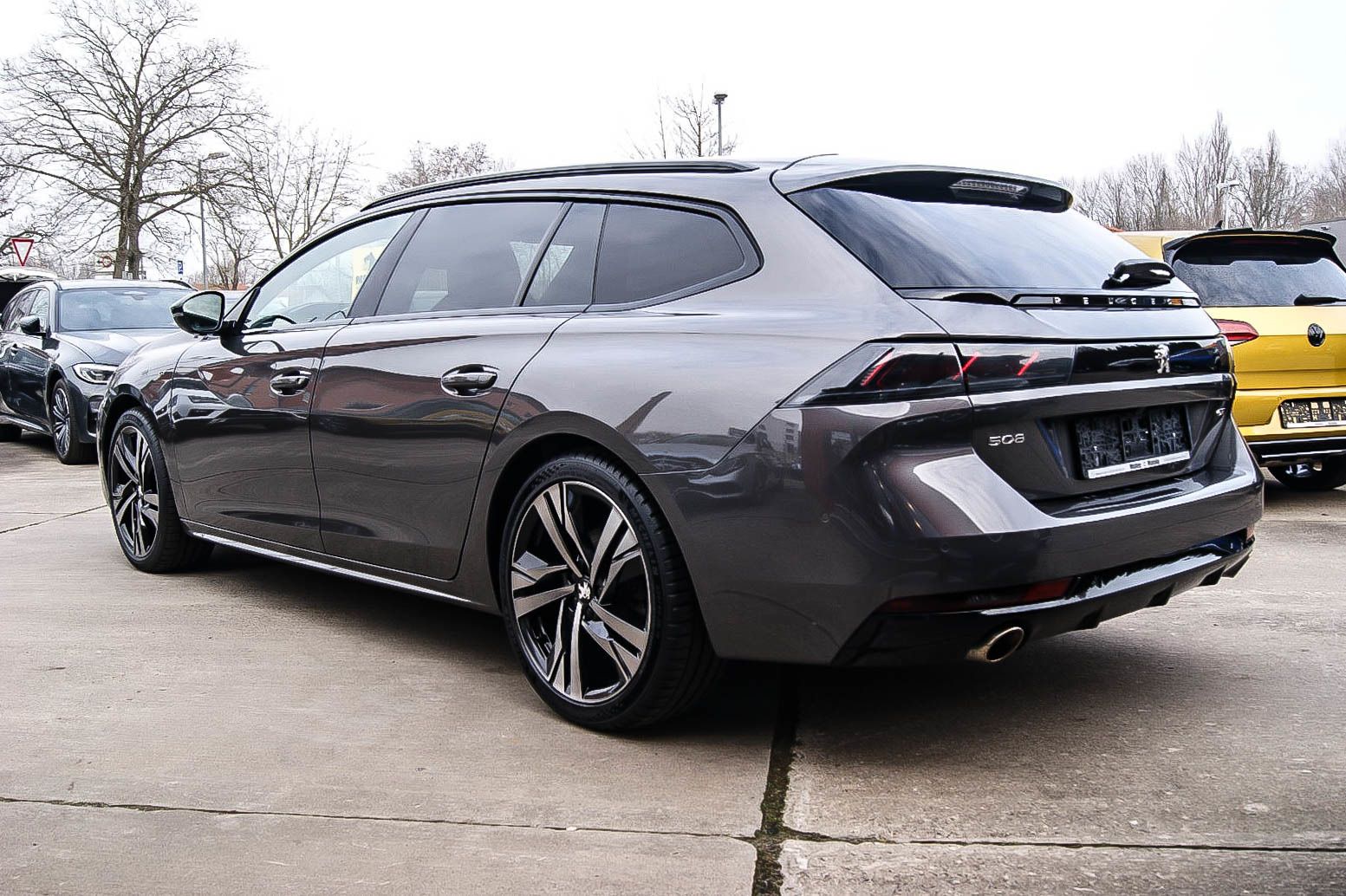 Fahrzeugabbildung Peugeot 508 SW GT Pack NIGHT-VISION ANHZV SCHIEBEDACH