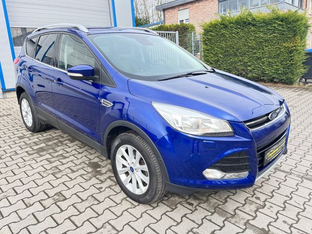 Ford Kuga 1.5 Titanium/NAVI/SHZ/KEYLESS/PDC/SCHECKH.