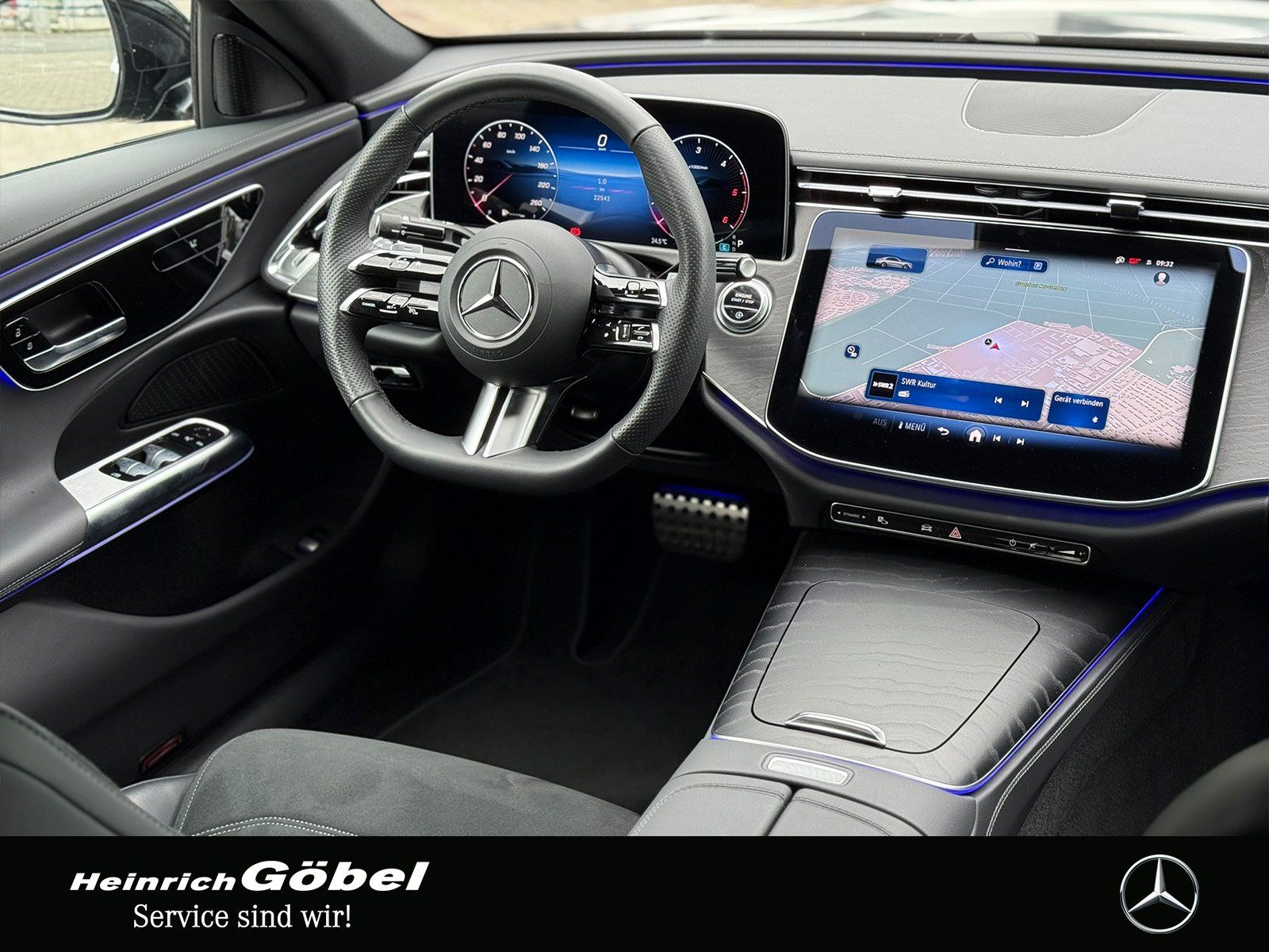 Fahrzeugabbildung Mercedes-Benz E 220 d AMG*DISTRONIC*TOTWINKEL*KEYLESS*AMBIENTE
