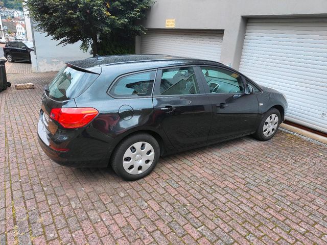 Opel Astra Sports Tourer 1.7 CDTI eco