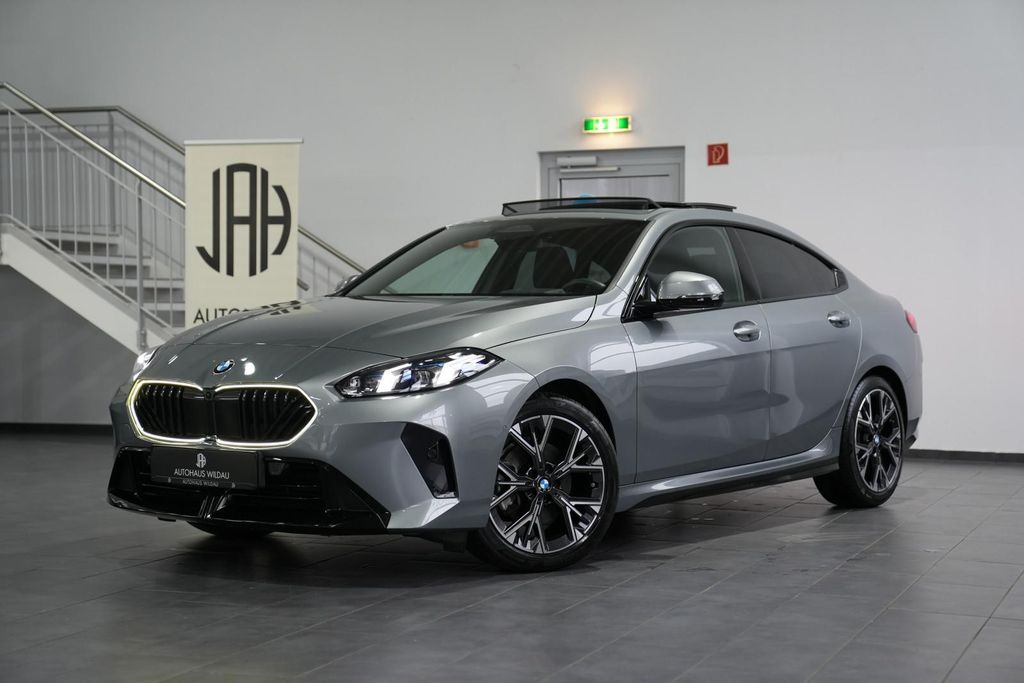 Image of BMW 220
