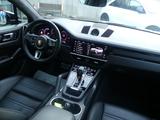 Porsche Cayenne Turbo Sport Chrono PANO/HUD/SOFT/22''/PD - Porsche Cayenne Gebrauchtwagen in Berlin