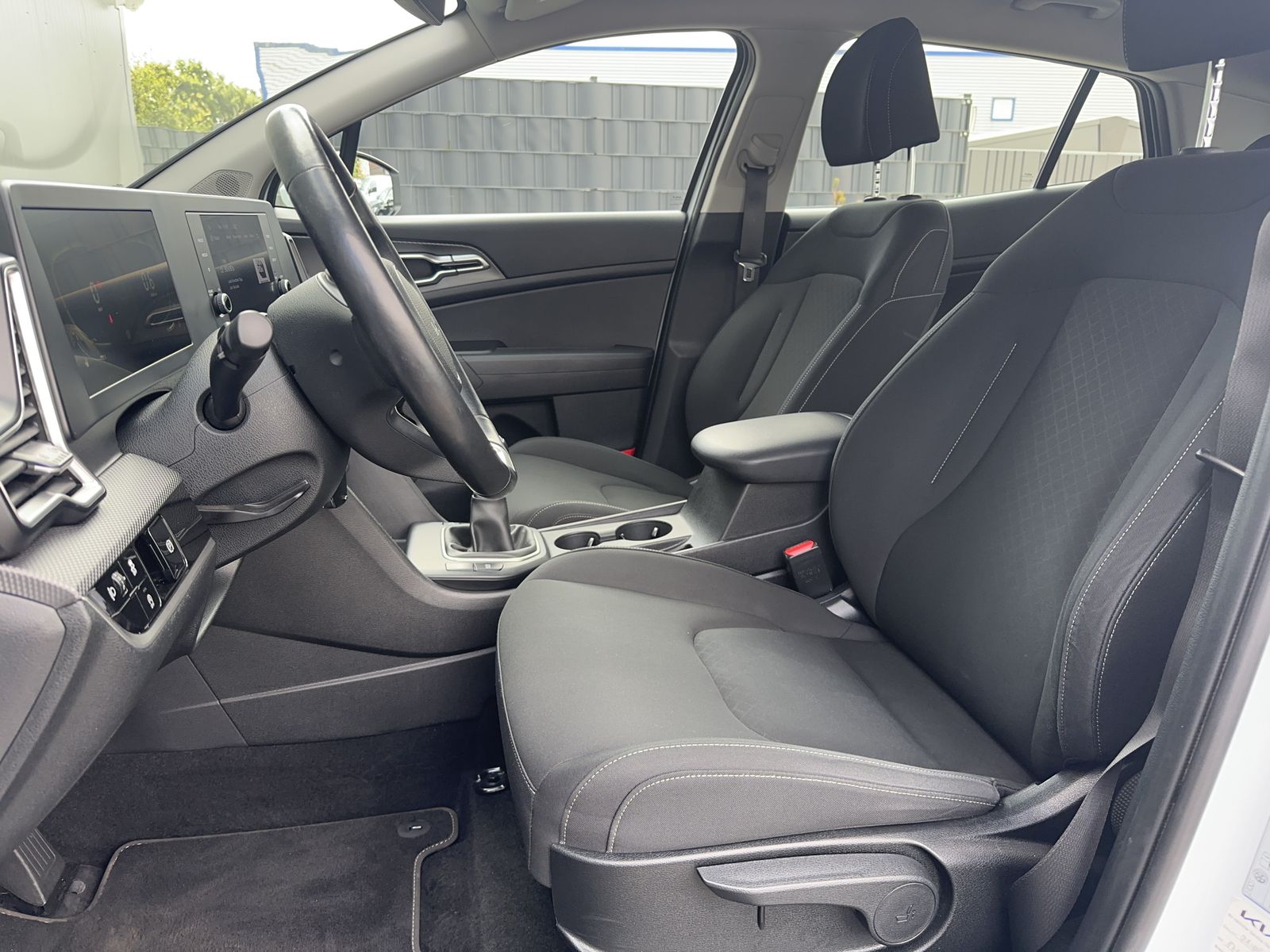 Fahrzeugabbildung Kia Sportage 1.6 T-GDI Edition 7 NAV+LED+VCOCKPIT+PP