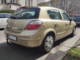 Opel Astra 1.6 Twinport Edition - Opel Astra aus 2004: 1.6