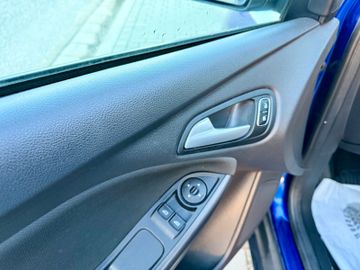 Ford Focus - 7