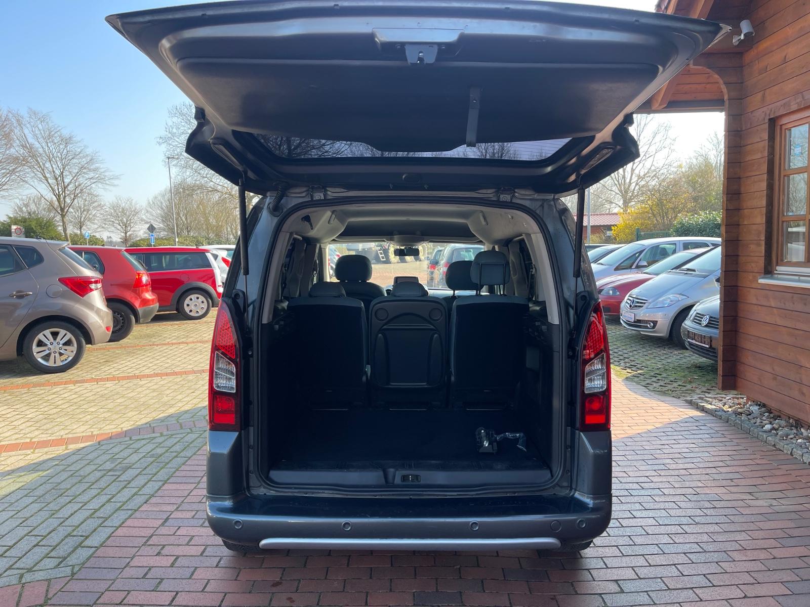 Citroën Berlingo Kombi Selection*5SITZER*SHZ*PDC*NAVI*